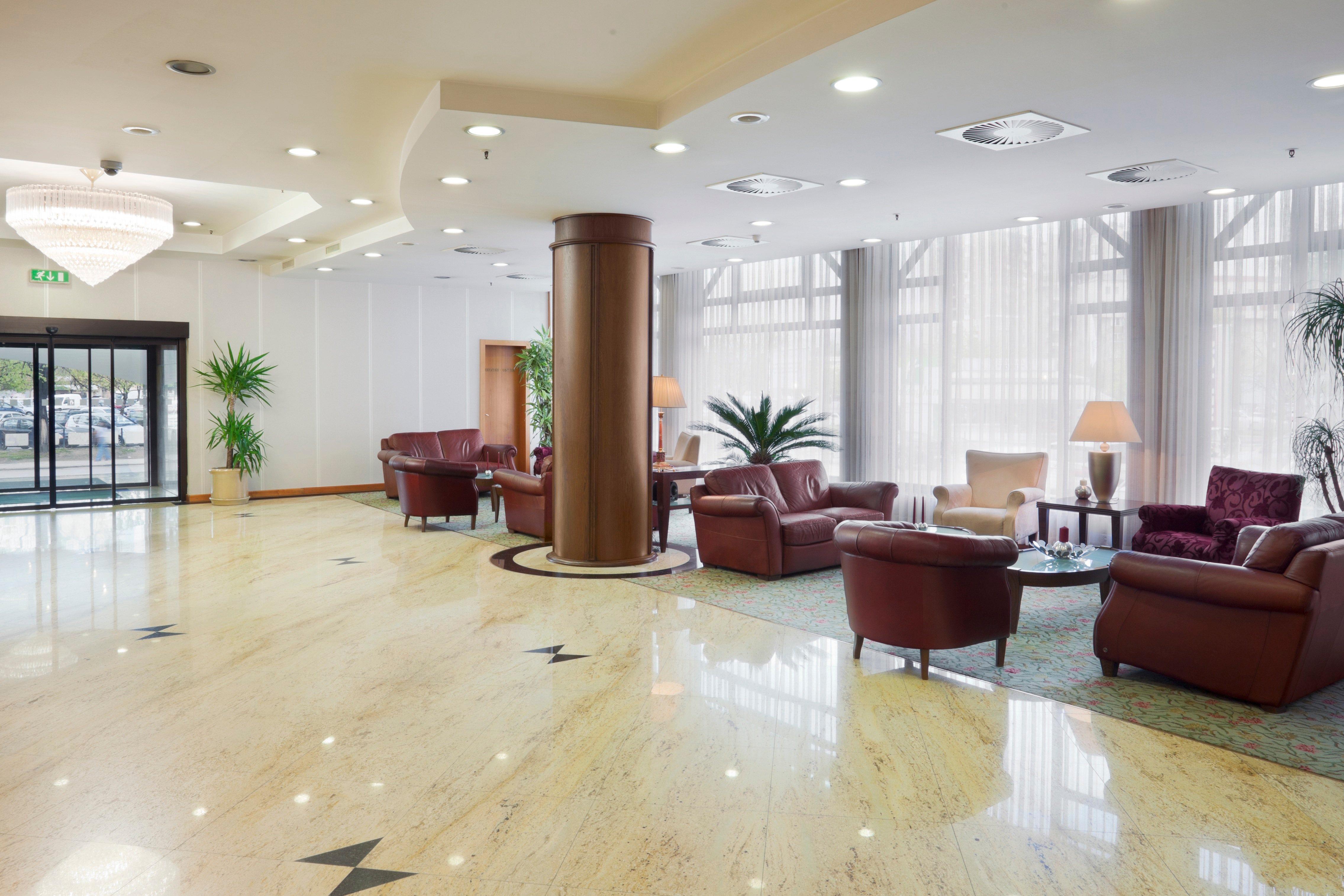 Holiday Inn Skopje By Ihg Interior photo