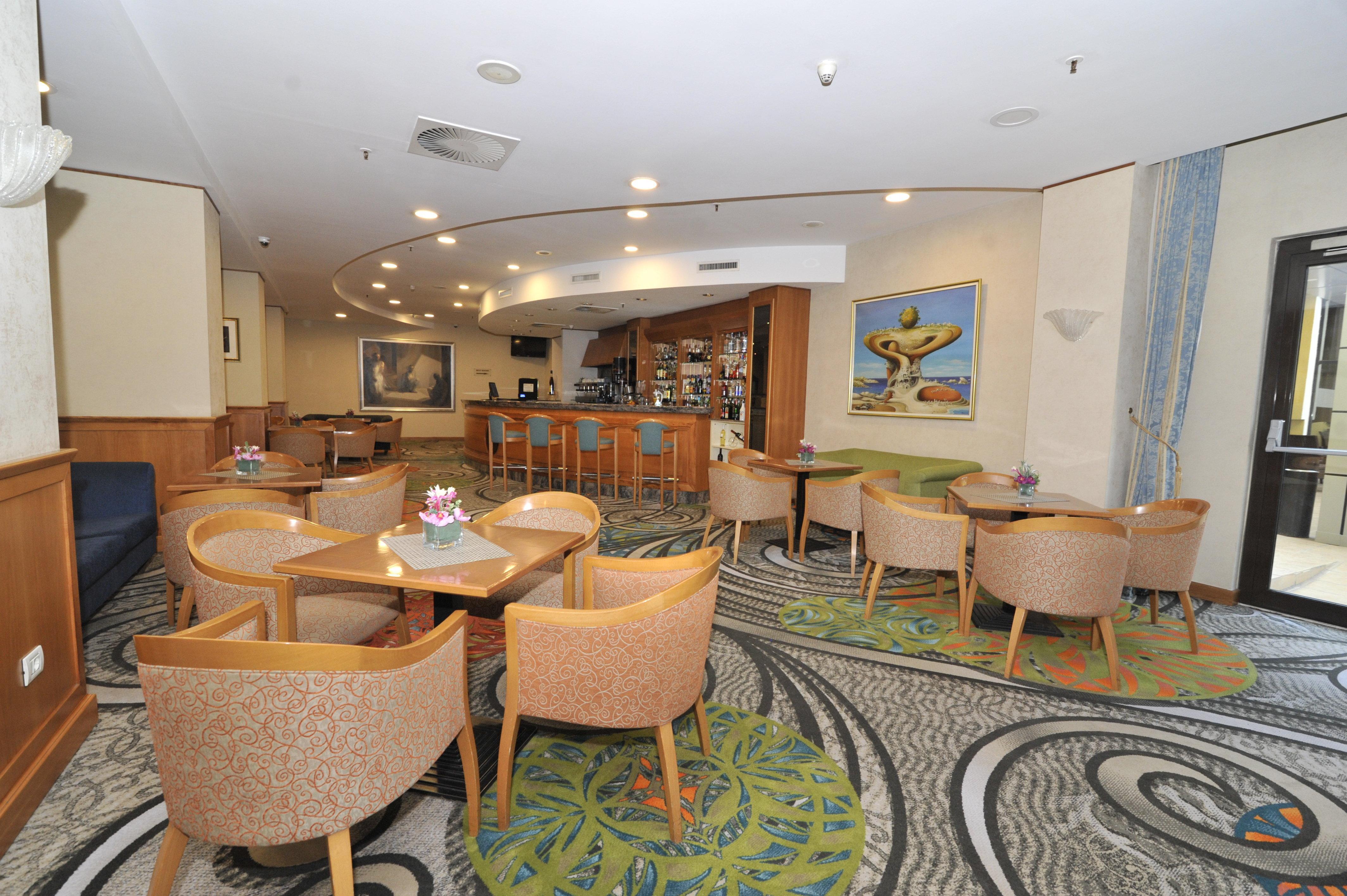 Holiday Inn Skopje By Ihg Exterior photo